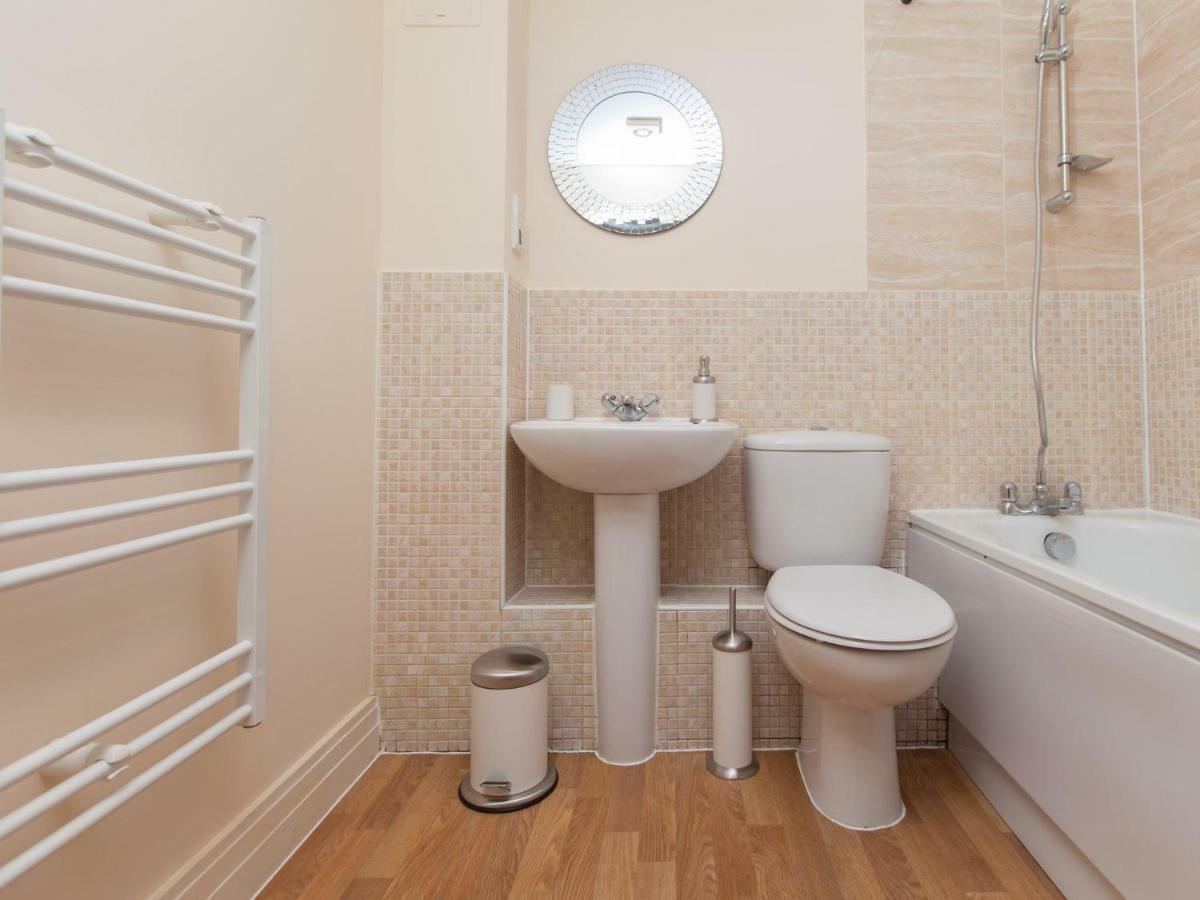 Harrow Private Rooms Luaran gambar
